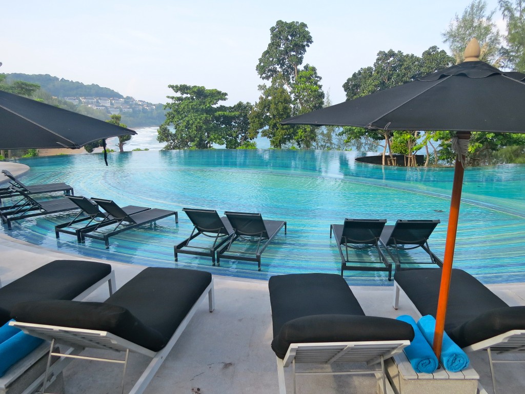 The main pool overlooking the ocean